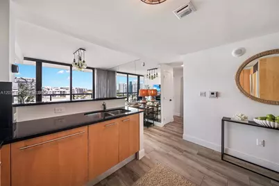 6799 Collins Ave #701, Miami Beach, FL 33141 - Photo 7