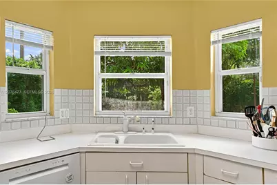 15822 SW 16th Ct, Pembroke Pines, FL 33027 - Photo 15