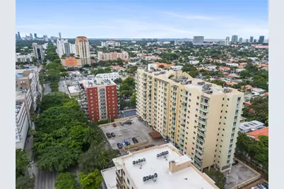 3500 Coral Way #1404, Miami, FL 33145 - Photo 15