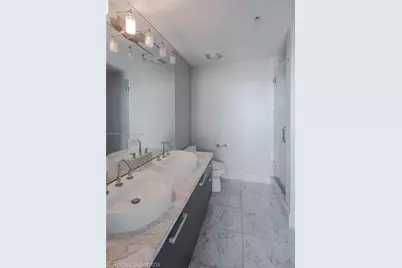 244 Biscayne Blvd #3802, Miami, FL 33132 - Photo 7