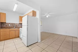 2799 E 4th Ave, Hialeah, FL 33013 - Photo 3