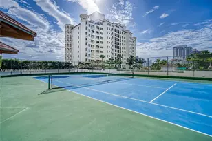 20185 E Country Club Dr, Aventura, FL 33180 - Photo 15