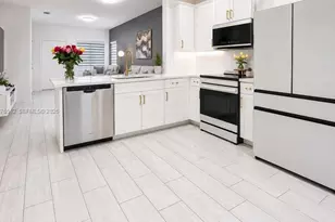 847 SE 18th St, Homestead, FL 33034 - Photo 5