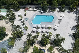 100 Bayview Dr, Sunny Isles Beach, FL 33160 - Photo 13