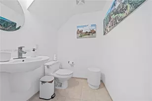 60 SW 13th St, Miami, FL 33130 - Photo 15