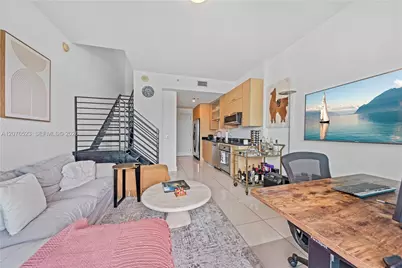 60 SW 13th St #2403, Miami, FL 33130 - Photo 5