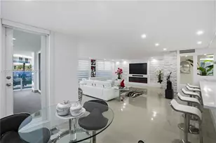 2751 S Ocean Dr, Hollywood, FL 33019 - Photo 13