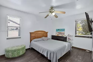 15660 SW 152nd Pl, Miami, FL 33187 - Photo 35