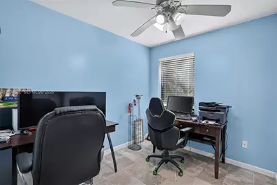 15660 SW 152nd Pl, Miami, FL 33187 - Photo 31