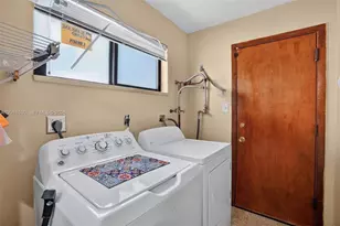 15660 SW 152nd Pl, Miami, FL 33187 - Photo 37
