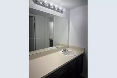 486 NW 165th St Rd #B-308, Miami, FL 33169 - Photo 3