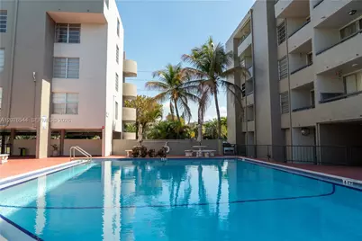 854 NW 87th Ave #405, Miami, FL 33172 - Photo 19