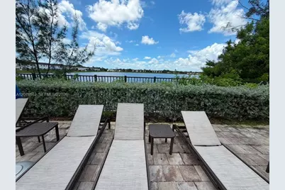 519 NE 208th Ter, Miami, FL 33179 - Photo 27