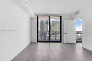 45 SW 9th St, Miami, FL 33130 - Photo 17