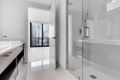 45 SW 9th St #1706, Miami, FL 33130 - Photo 19