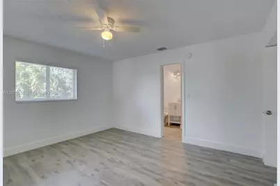 1335 NE 5th Ave #3, Fort Lauderdale, FL 33304 - Photo 11
