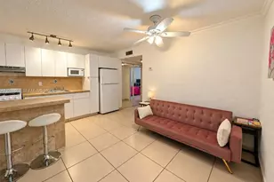 528 Meridian Ave, Miami Beach, FL 33139 - Photo 1