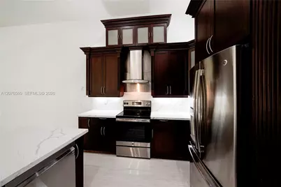 2527 Jardin Dr #2527, Weston, FL 33327 - Photo 9