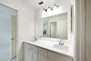 2527 Jardin Dr, Weston, FL 33327 - Photo 23