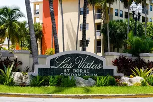 8290 Lake Dr, Doral, FL 33166 - Photo 17