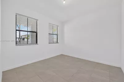 11942 SW 239th St #11942, Homestead, FL 33032 - Photo 15