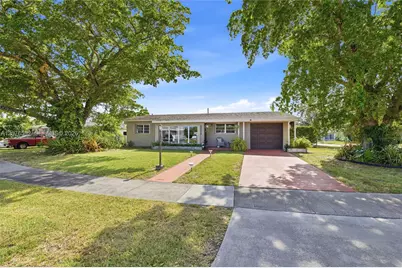 20510 Jacaranda Rd, Cutler Bay, FL 33189 - Photo 3