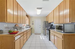 20510 Jacaranda Rd, Cutler Bay, FL 33189 - Photo 13