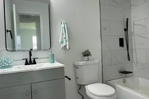 2572 NW 20th St, Fort Lauderdale, FL 33311 - Photo 51