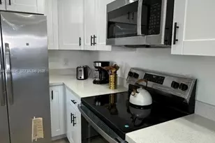 2572 NW 20th St, Fort Lauderdale, FL 33311 - Photo 41