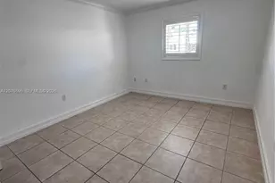 8615 SW 68th Ct, Pinecrest, FL 33156 - Photo 7