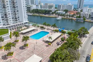 4101 Pine Tree Dr, Miami Beach, FL 33140 - Photo 13