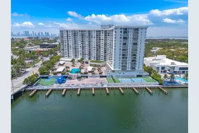 4101 Pine Tree Dr #1105, Miami Beach, FL 33140 - Photo 3