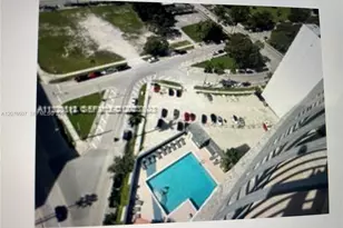 1750 N Bayshore Dr, Miami, FL 33132 - Photo 13