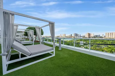 400 Sunny Isles Blvd #908, Sunny Isles Beach, FL 33160 - Photo 7