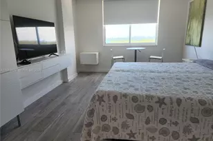 300 Bayview Dr, Sunny Isles Beach, FL 33160 - Photo 11