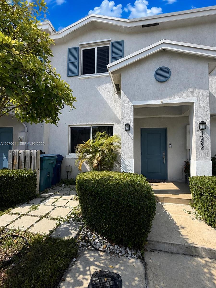1222 NW 3rd Ln - 1222 NW 3rd Ln, Florida City, FL 33034 Luxury Property | Jose Angel Pina