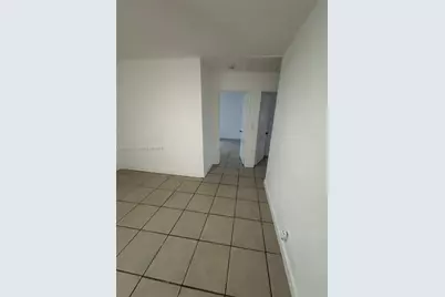 409 SW 4th Ter #w, Hallandale Beach, FL 33009 - Photo 3