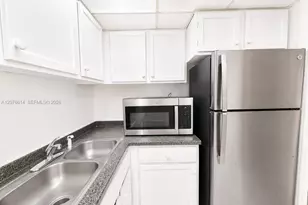3660 Inverrary Dr, Lauderhill, FL 33319 - Photo 9