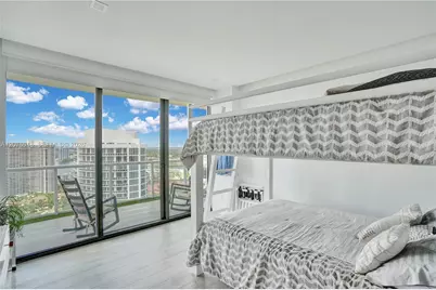 4000 Island Blvd #PH2, Aventura, FL 33160 - Photo 69