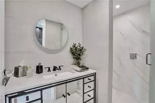 4000 Island Blvd, Aventura, FL 33160 - Photo 73
