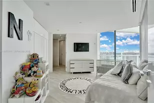 4000 Island Blvd, Aventura, FL 33160 - Photo 59