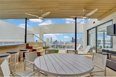 4000 Island Blvd #PH2, Aventura, FL 33160 - Photo 31