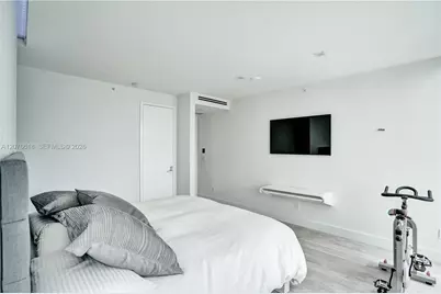 4000 Island Blvd #PH2, Aventura, FL 33160 - Photo 47