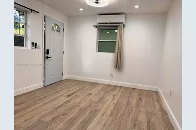 277 NE 55th St #1-Rear, Miami, FL 33137 - Photo 5