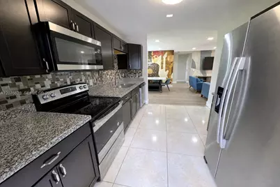 6511 Park St, Hollywood, FL 33024 - Photo 13