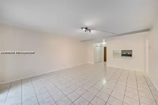 4848 NW 24th Ct, Lauderdale Lakes, FL 33313 - Photo 11