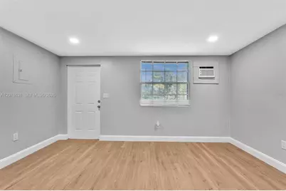 163 NW 40th St #N, Oakland Park, FL 33309 - Photo 27