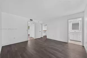 8415 SW 107th Ave, Miami, FL 33173 - Photo 15