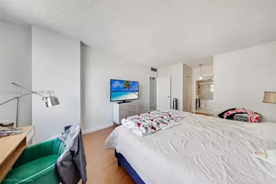 1980 S Ocean Dr #5F, Hallandale Beach, FL 33009 - Photo 19