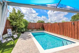 3018 SW 17th St, Miami, FL 33145 - Photo 23